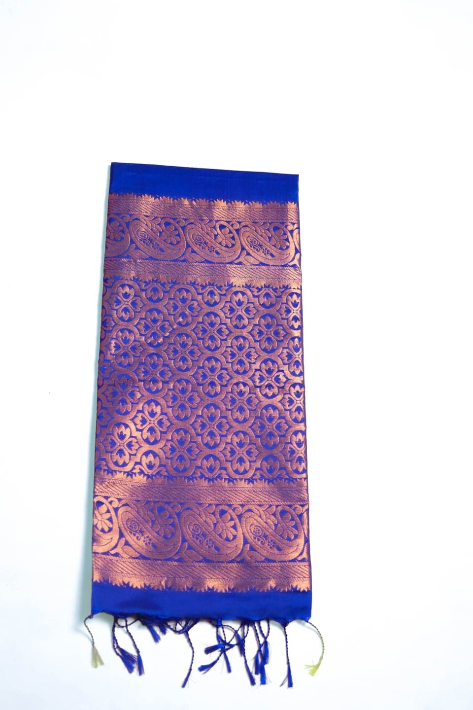 Royal Sapphire Kanchivaram Silk Saree thumbnail 2