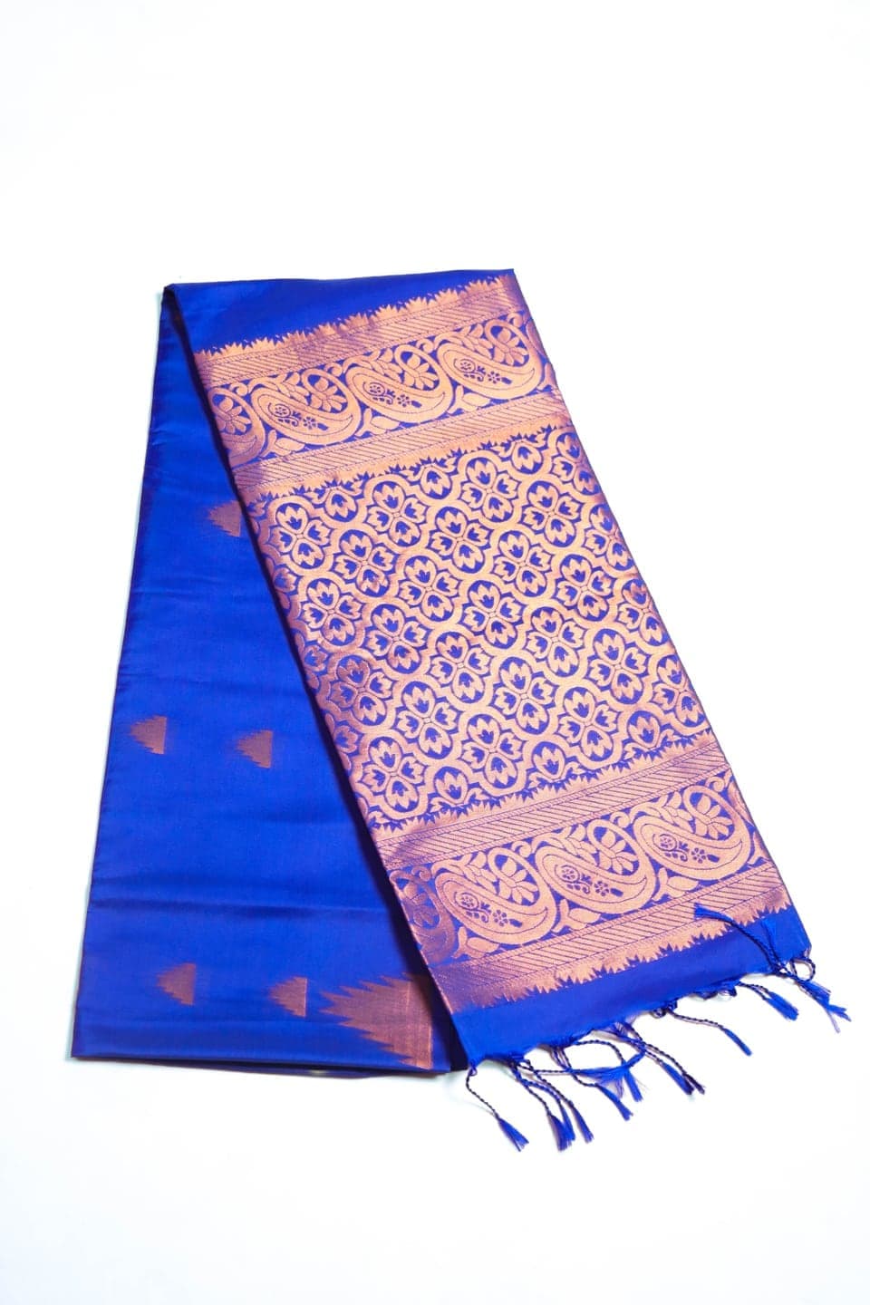 Royal Sapphire Kanchivaram Silk Saree thumbnail 3