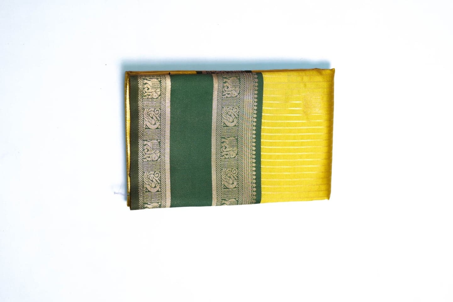Royal Manjal Emerald Kanchivaram Silk Saree thumbnail 2