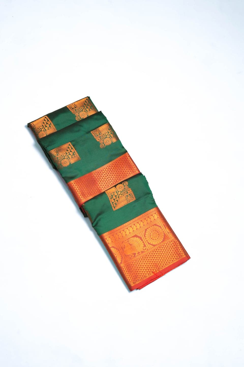 Royal Peacock Emerald Kanchivaram Silk Saree thumbnail 3