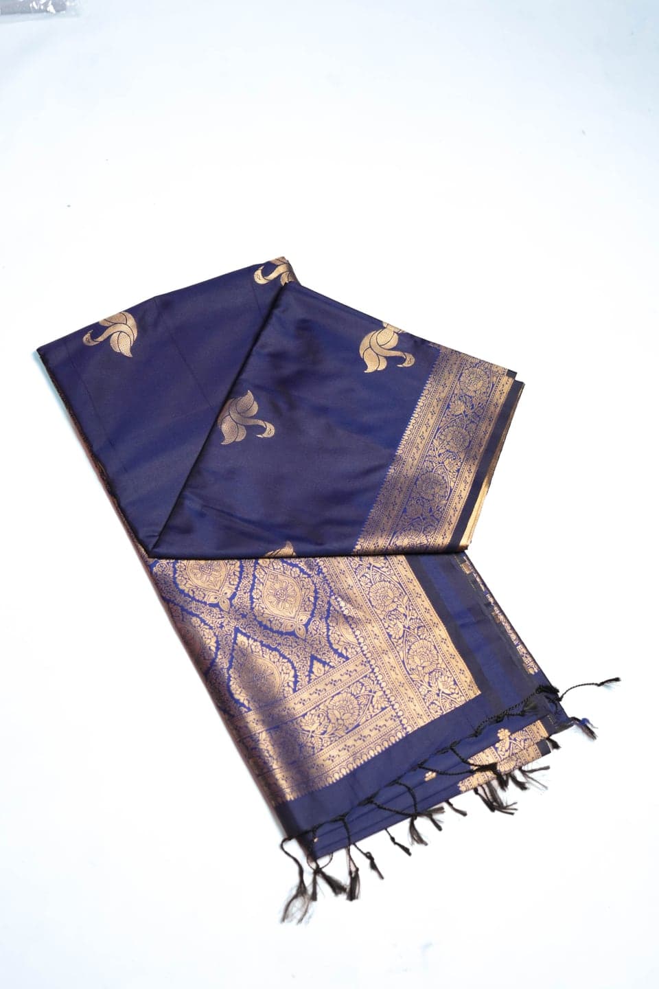 Midnight Sapphire Silk Saree with Antique Gold Buttas thumbnail 3