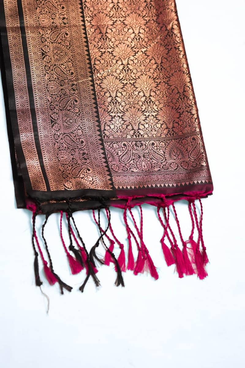 Midnight Plum Kanchivaram Soft Silk Saree thumbnail 2